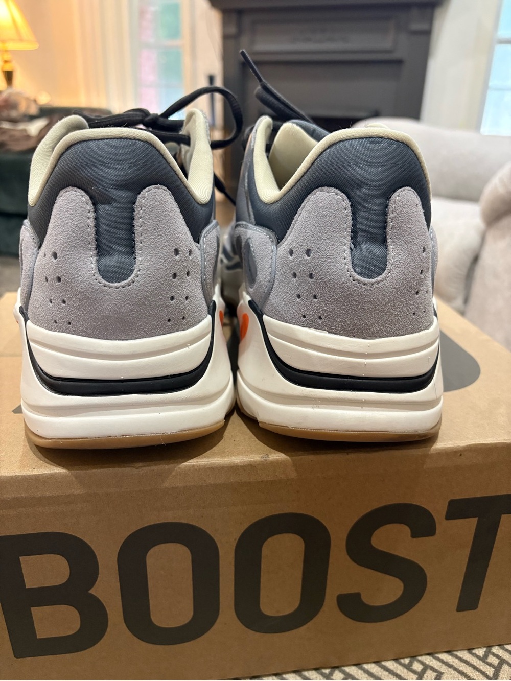 Mens Adidas Yeezy Magnets Size 11 - Picture 3 of 11